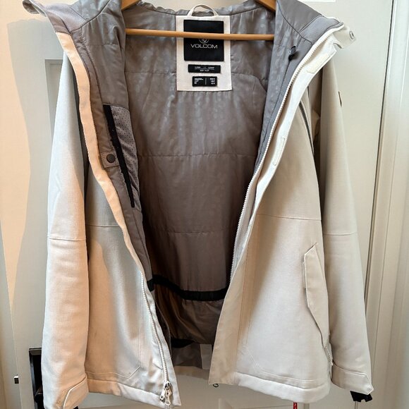 Volcom Shrine Insulated Ski Jacket - Picture 4 of 11